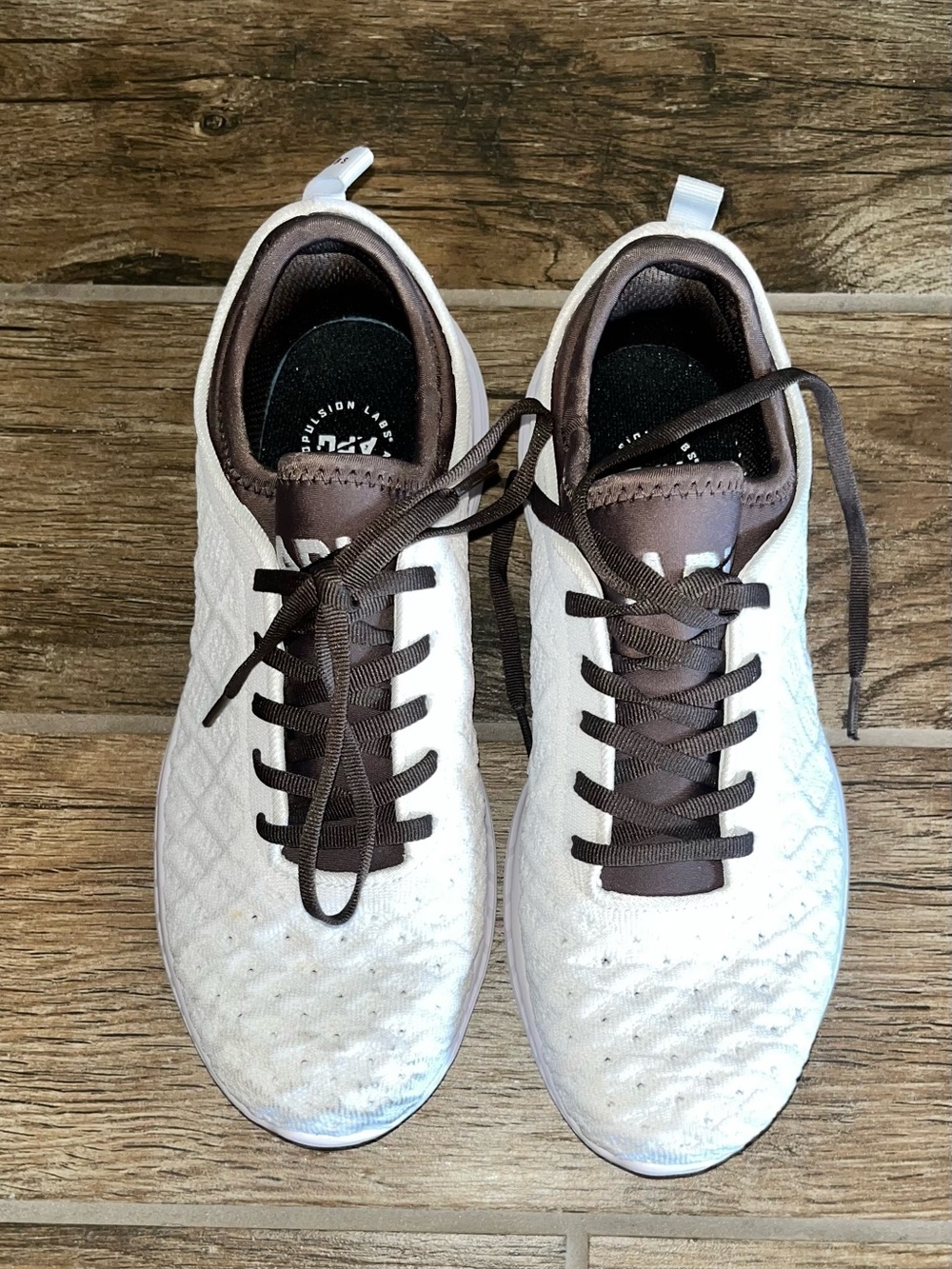 APL TechLoom Phantom women’s running shoe white and chocolate